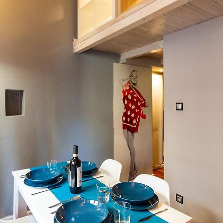 Lilly Apartment Main Train Station Old Town By The Castle Suites 크라쿠프 외부 사진