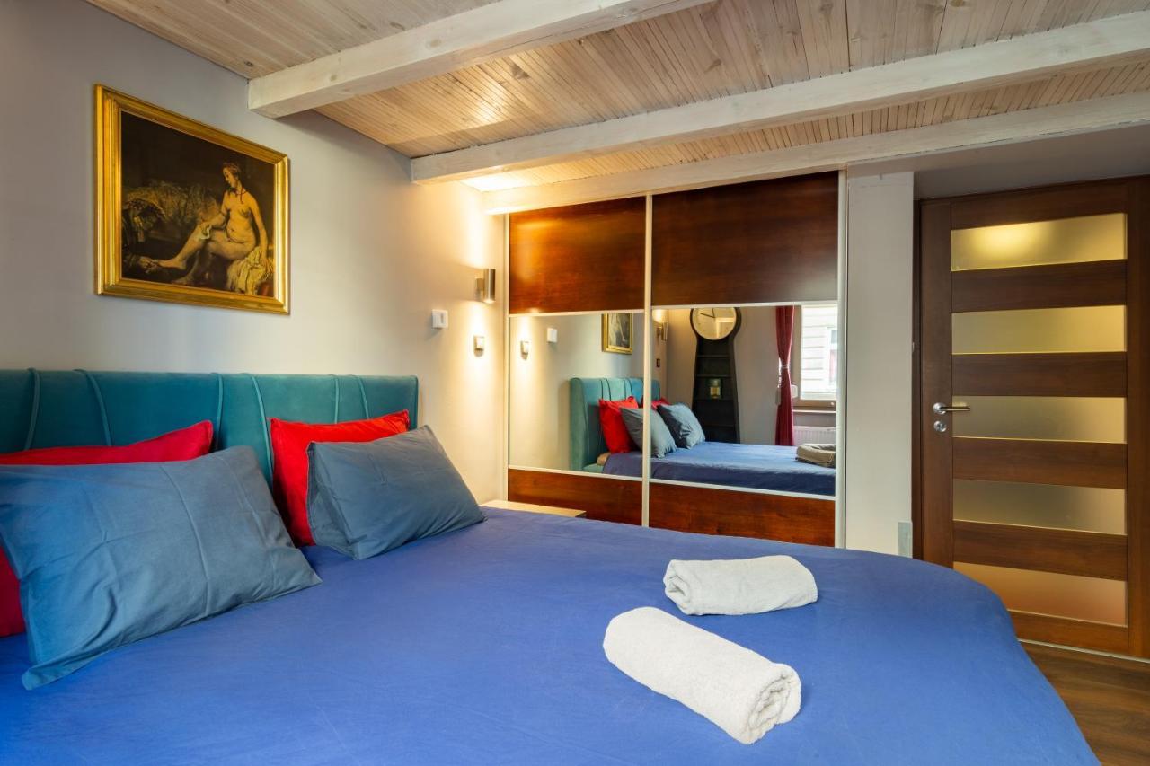 Lilly Apartment Main Train Station Old Town By The Castle Suites 크라쿠프 외부 사진