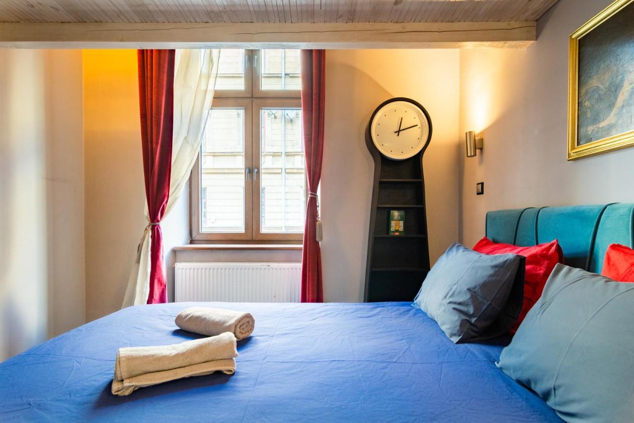 Lilly Apartment Main Train Station Old Town By The Castle Suites 크라쿠프 외부 사진